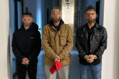 Kocaeli'de 2 kişiyi tekmeleyip acımasızca kemerle döven şahıslar yakalandı