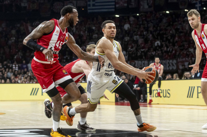 Olympiacos - Fenerbahçe Beko: 104-87