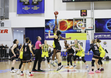 Fenerbahçe Opet - Çimsa ÇBK Mersin: 73-62