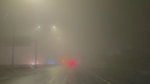 İstanbul - İstanbul'da sis etkili oluyor