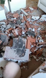 İstanbul- Güngören’de yıkım sırasında hasar gören 6 katlı bina tahliye edildi