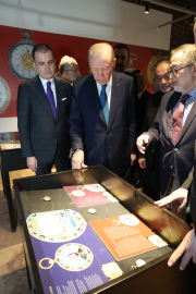 Cumhurbaşkanı Erdoğan ‘Muhteşem Cep Saatleri Koleksiyonu’ sergisini ziyaret etti