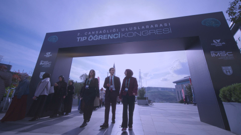 İstanbul'da düzenlenen '2'nci Cansağlığı Uluslararası Tıp Öğrenci Kongresi' sona erdi