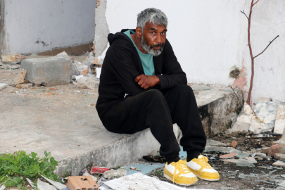 Felç geçiren kamyon şoförü, sokakta yaşam mücadelesi veriyor