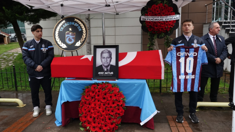 Trabzonspor’da Atay Aktuğ için anma töreni düzenlendi / Video eklendi