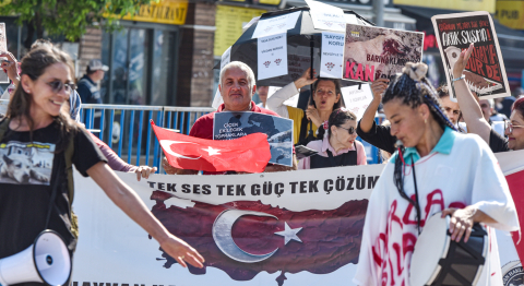 Antalya'da coşkulu 1 Mayıs kutlaması / Ek fotoğraflar