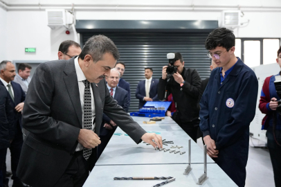 Bakan Tekin: Ortaöğretimde yeteneğe göre tercih mekanizması oluşturduk