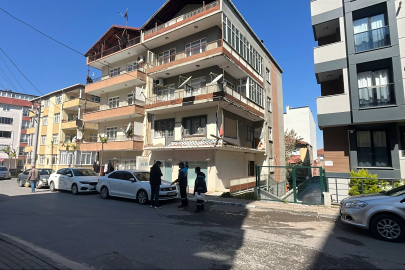 'Kötü koku' sonrası belediye harekete geçti; çöp evden 1 yıldır çıkmadığı ortaya çıktı / Ek Fotoğraflar