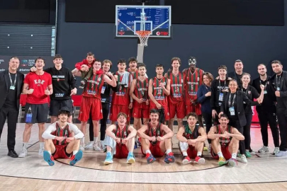 Karşıyaka ile Petkimspor, gençlerde farklı performans sergiledi