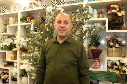 Anneye saksı çiçeği, eşlere buket