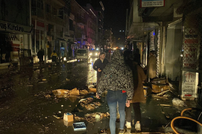 Samsun'da sağanak sele dönüştü (2)