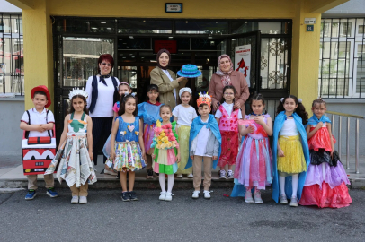 Çocuklardan atık malzemelerle renkli tasarımlar