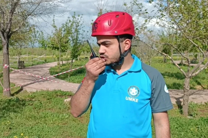 Depremi yaşayan hemşire, hayat kurtarmak için UMKE’ye katıldı