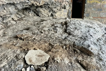 Düzgün Baba Ziyaretgahı tahrip edildi, 1'i muhtar 4 şüpheli hakkında soruşturma