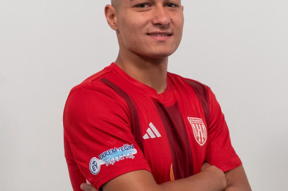 Ayvalıkgücü'nde parlayan Emirhan Süper Lig'de