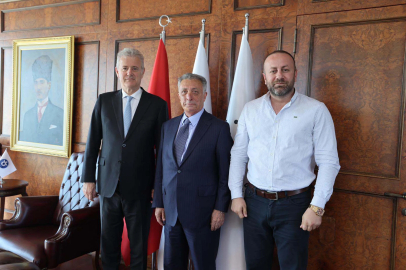 Altay'da güneş açtı
