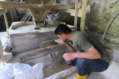 200 yıllık su değirmeni, Toroslar'dan gelen suyla dönüyor