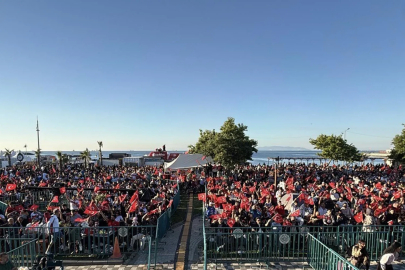  Tekirdağ ve Edirne'de milli maç, dev ekranlardan izlendi