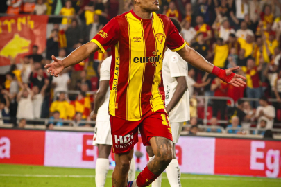 Göztepe Andre Henrique'yi bitiriyor