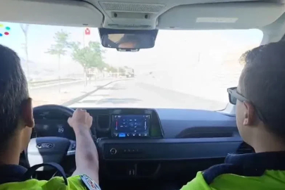 Şırnak’ta polis, 14 adayı sınava yetiştirdi